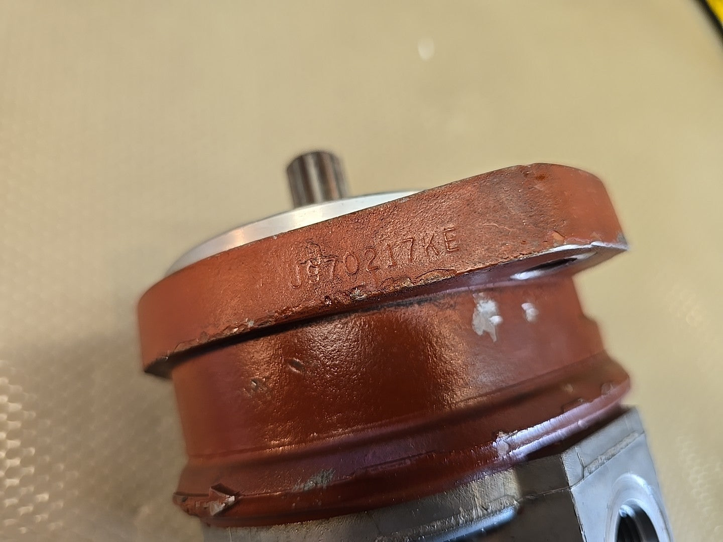 Eaton Cessna Gear Pump *Light Use*  j970217ke