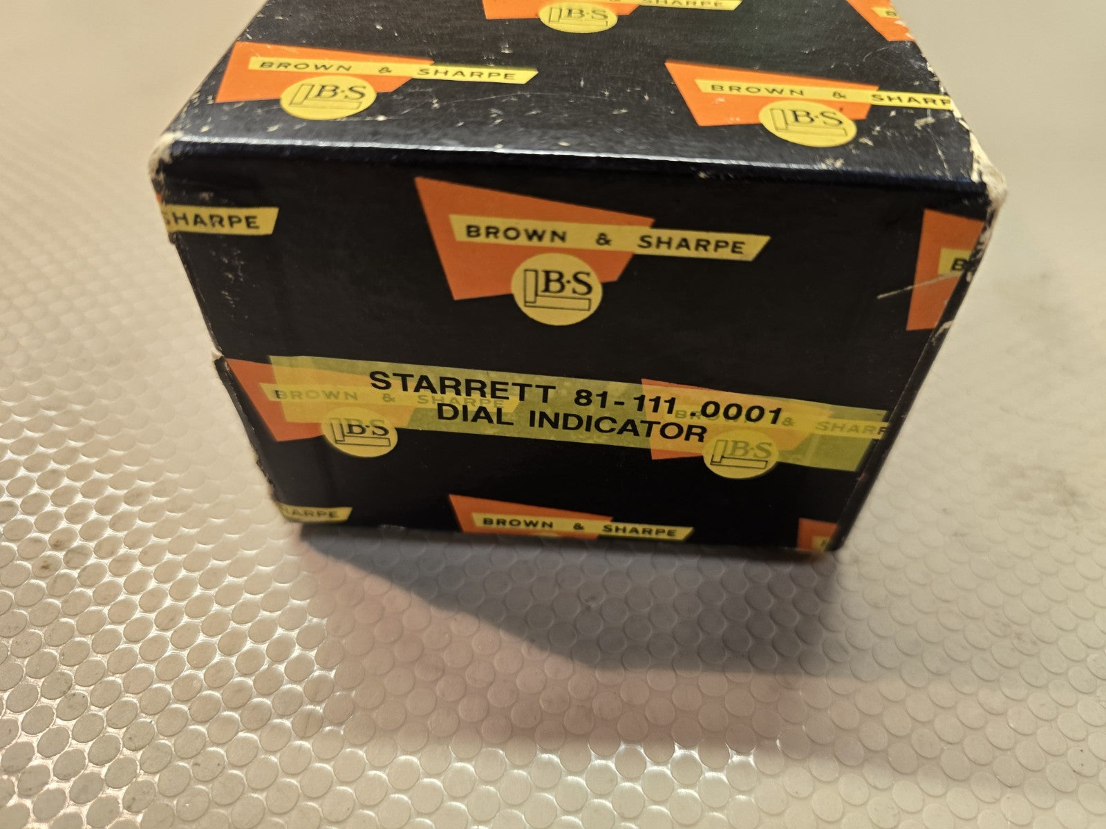 Brown & Sharpe Dial Indicator Jeweled 599-8241-611 .250" Range by .001" Box