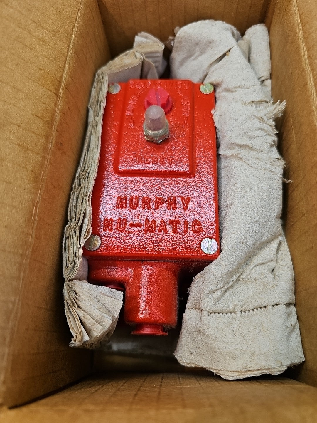 MURPHY VS2N SWITCH,  NEW
