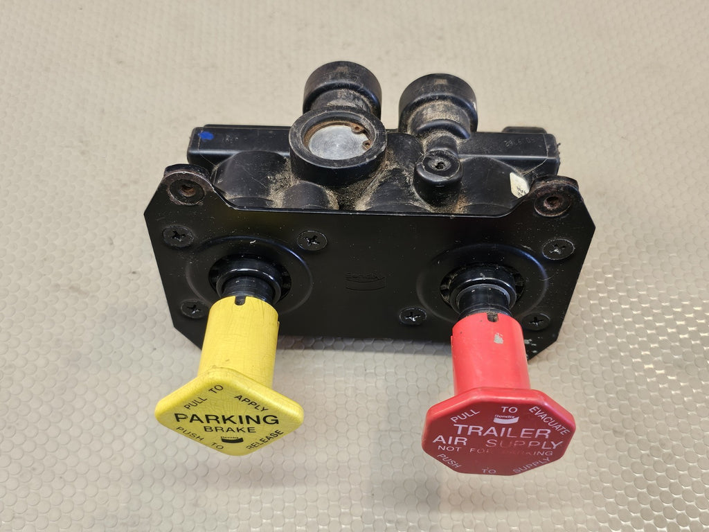 GENUINE BENDIX MV3 DASH VALVE - MV-3 - TRAILER PARKING BRAKE - 800516 065167