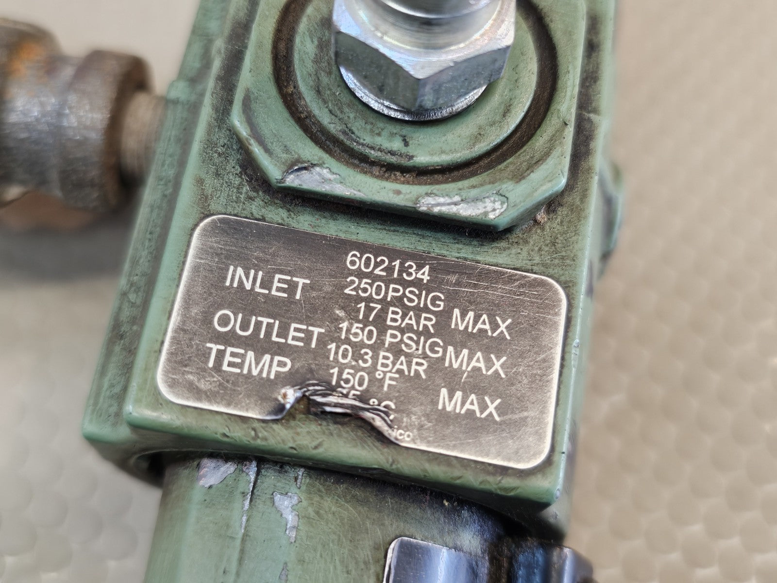 Lincoln Air Care Filter Regulator  Model 602134
