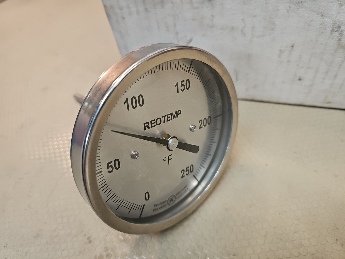 Reotemp MM0251F47 Bimetal Thermometer 4in 1/2in 2-1/2in 0-250f