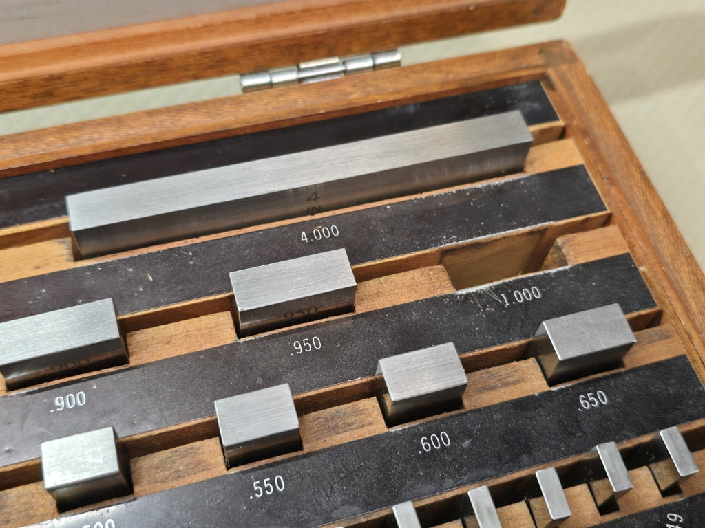 MITUTOYO GAGE BLOCK SET 516-902 BE1-81-2  GRADE 2 Incomplete