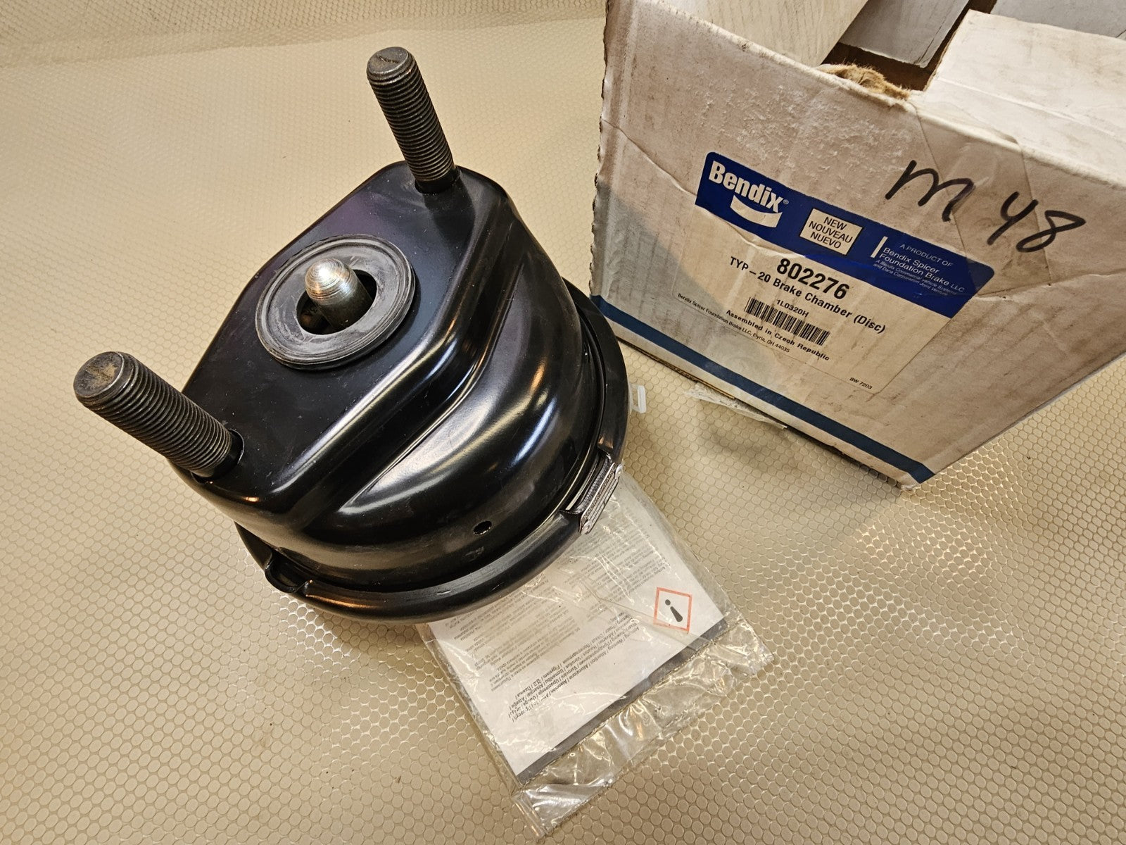 802276 NEW GENUINE BENDIX BRAKE CHAMBER (DISC) BX802276