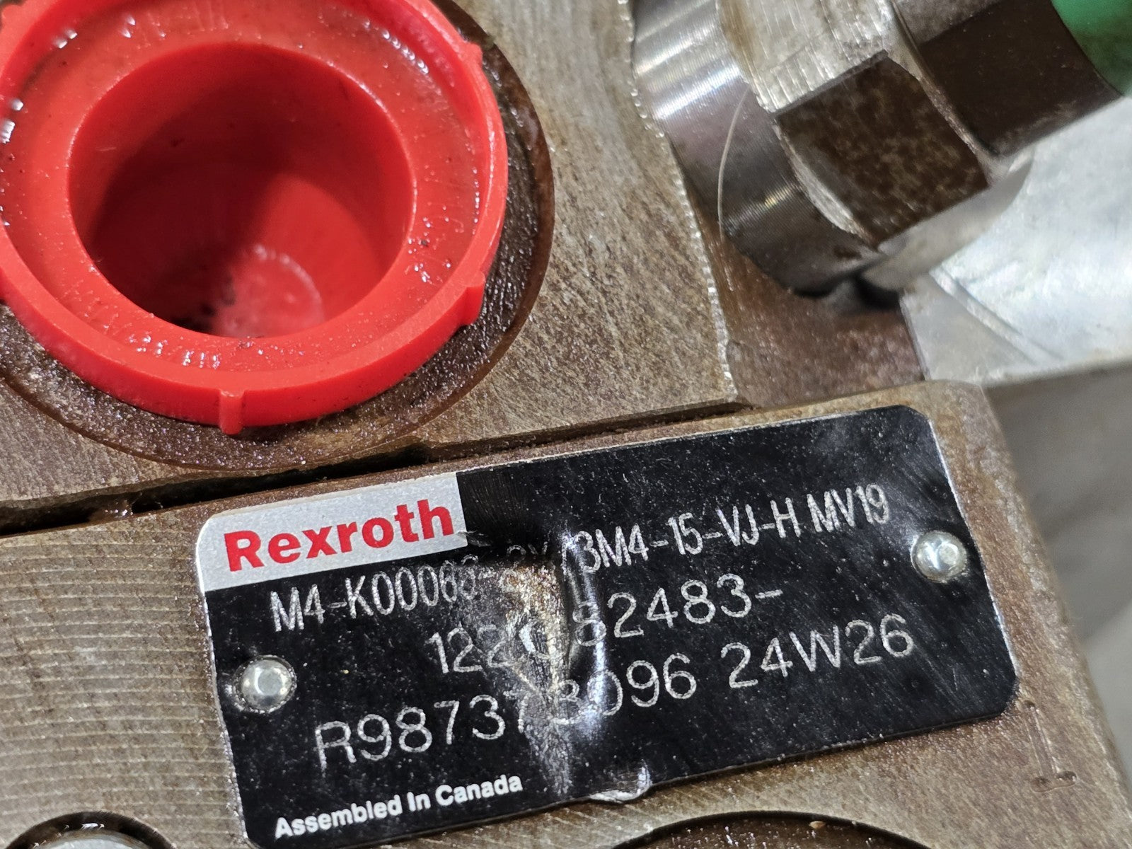 Rexroth Bosch M4-15 Valve Control Block R987373096 M4-K00063-2X/3M4-15-VJ-H_MV19
