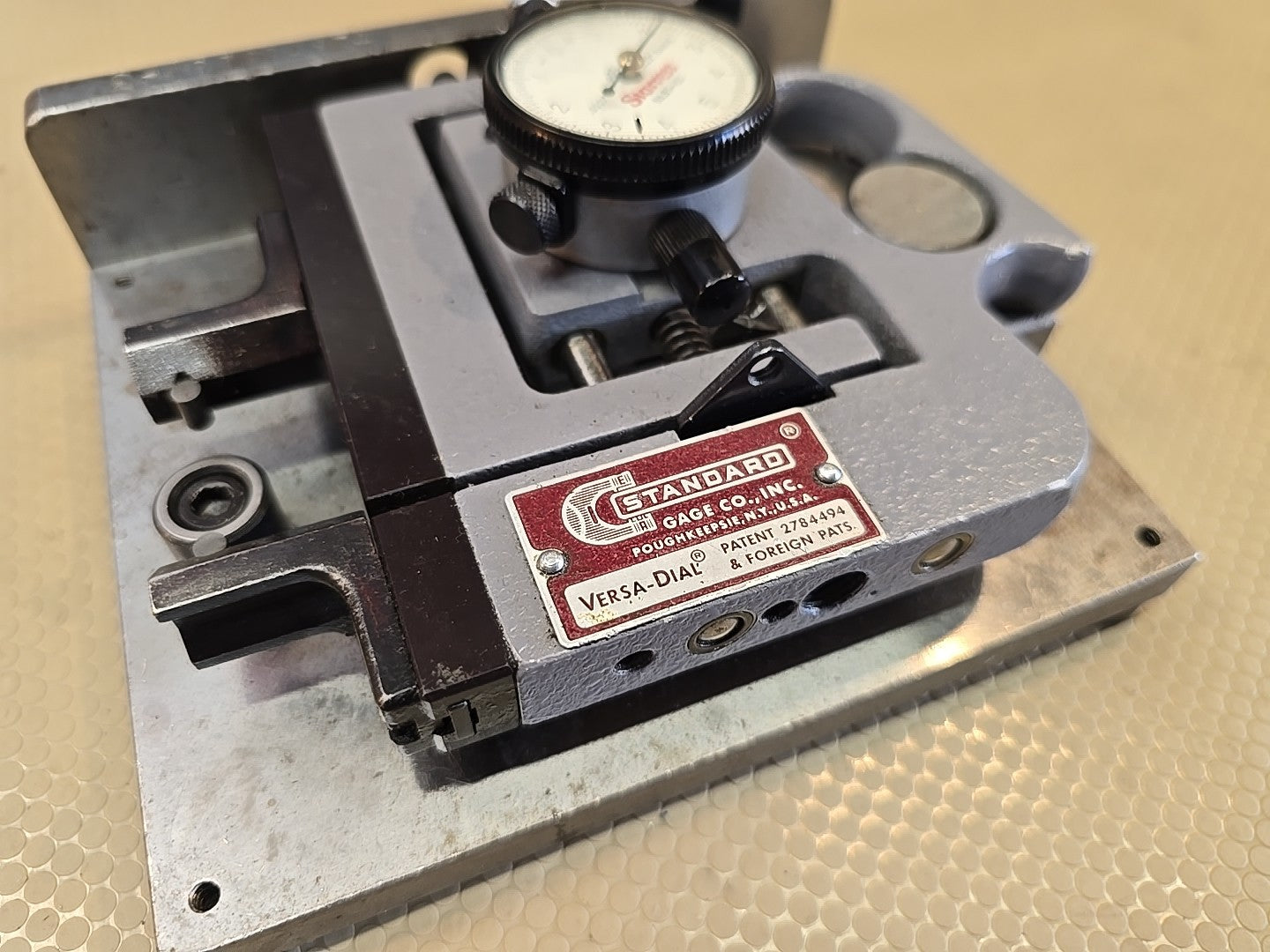Standard Gage Versa-Dial with Starrett no. 81-111 Dial Indicator 