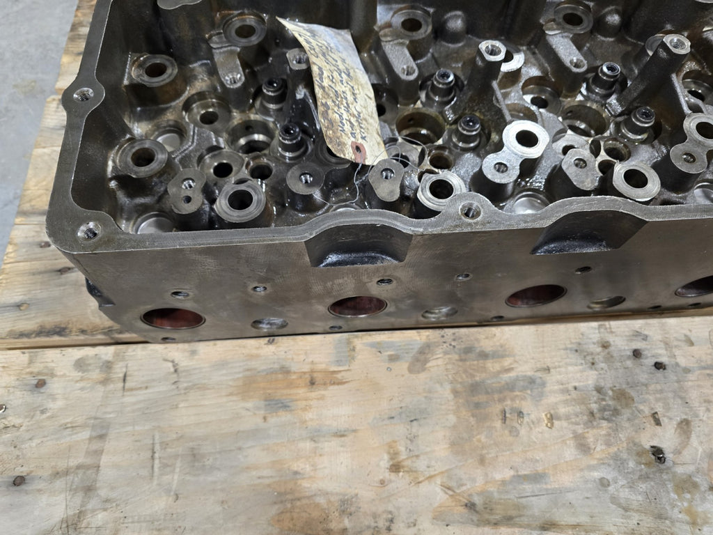 REMANUFACTURED / MOD 1891092C91 International DT466 Cylinder Head  (10341548)