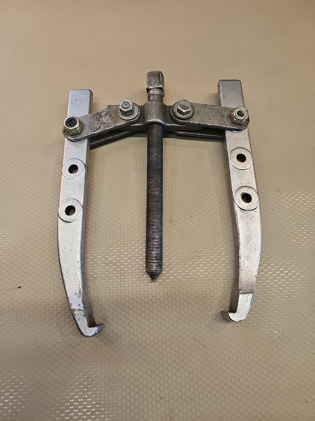 Vintage OTC Owantonna Tool Co Reversible Gear Puller No. 1002-L | Made In USA 