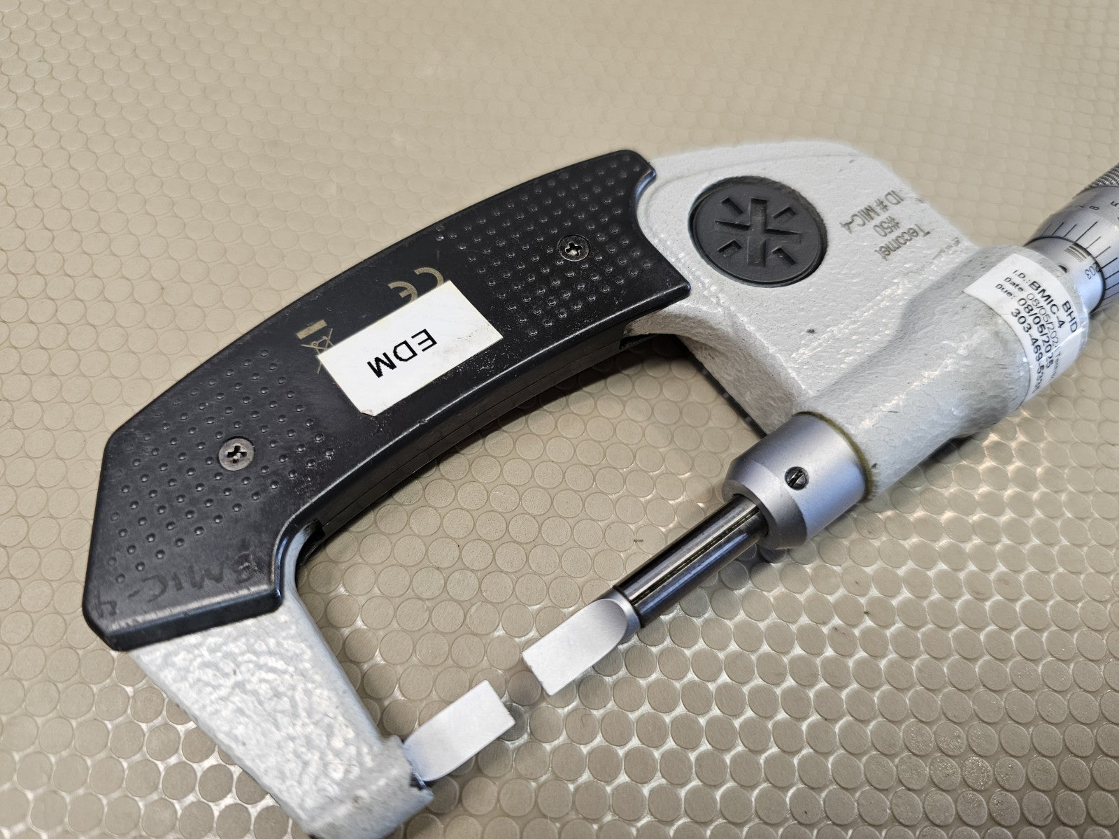 MITUTOYO DIGIMATIC BLADE MICS MICROMETER 422-360-30 ~ 0-1" .0005"/0.001MM JAPAN