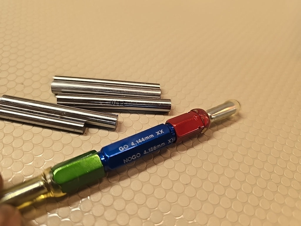 VAN KEUREN PIN GAGE HOLDER WITH PINS Go 4.144mm Xx Nogo 4.156mm Xx 