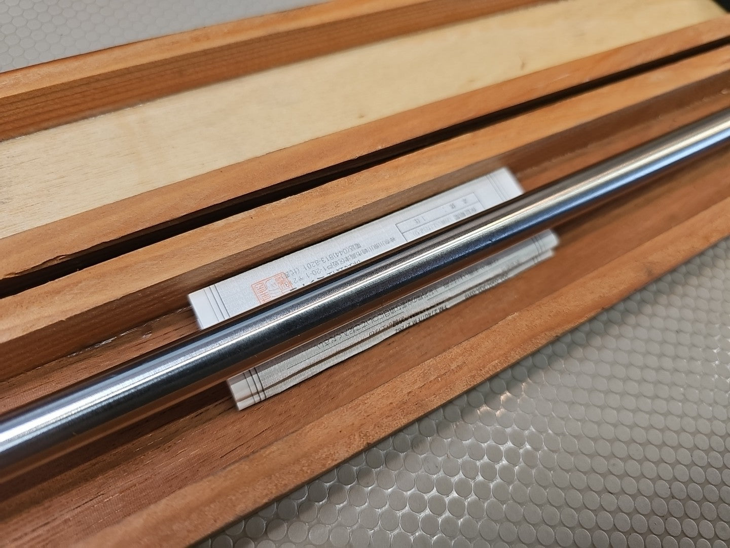 Mitutoyo 167-179 Micrometer Calibration Standard 39” In Wood Box