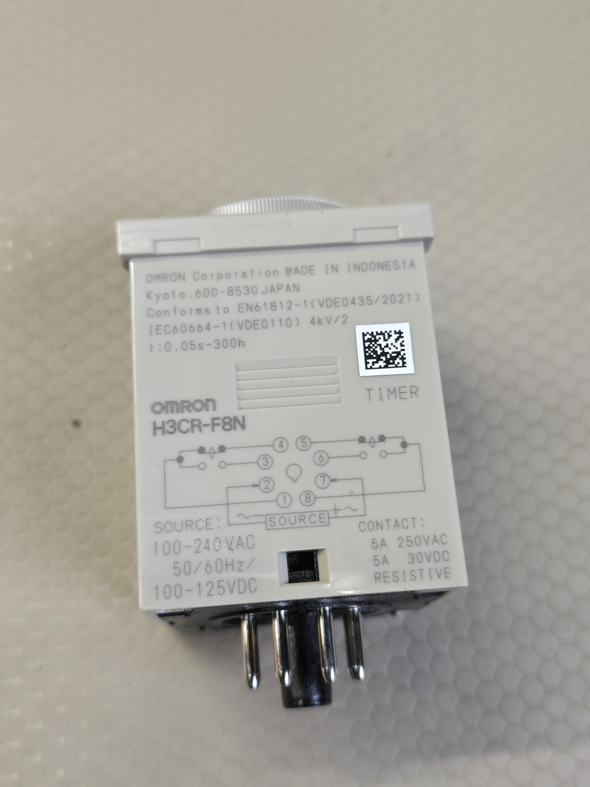OMRON H3CR-F8N Twin Timer Relay 8-Pin 100-240VAC 0.05s-300h