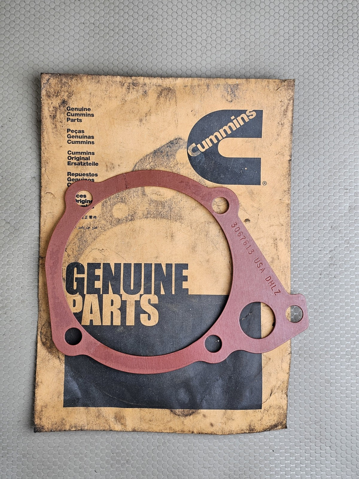 Genuine Cummins 3067613 Lubricating Oil Pump Gasket for N14 Engines