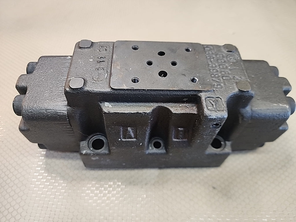 Denison A3D03 35 A46 0503 20D1W01338 Valve A3D03 35 A46 0503