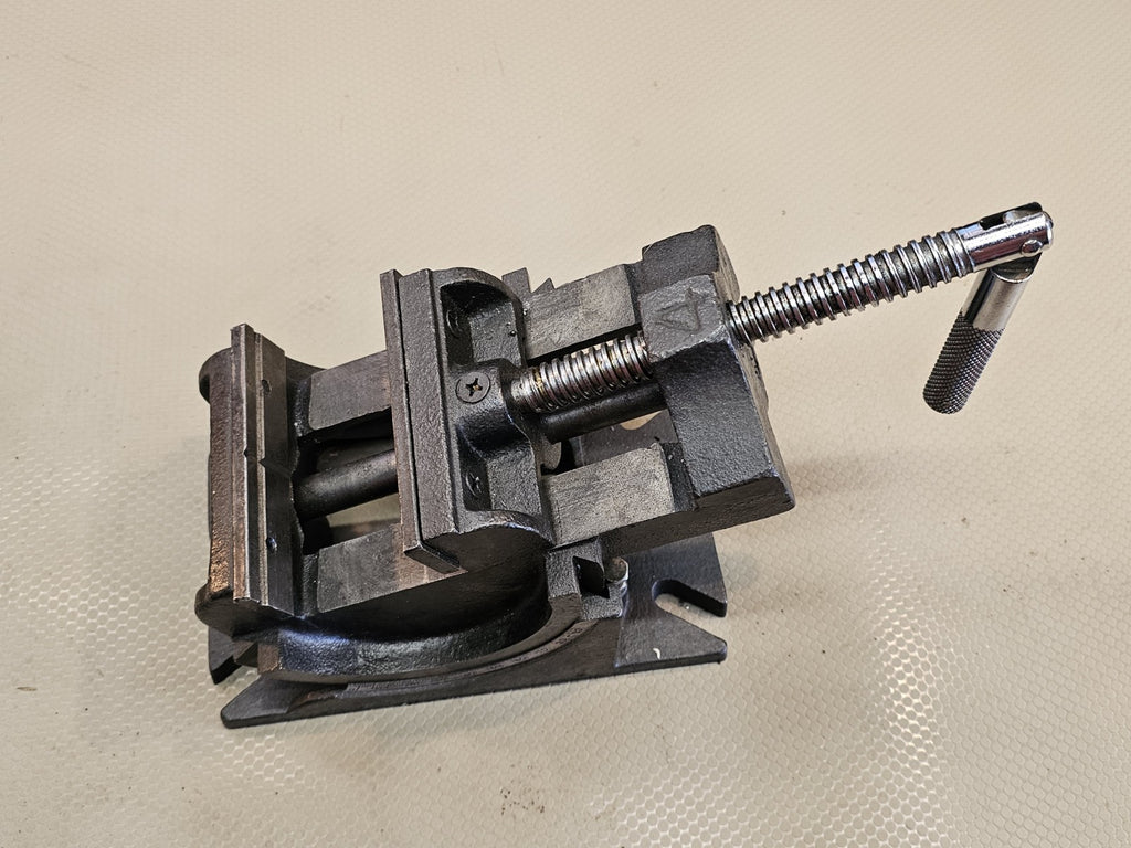 Vintage Strong Base Multifunctional Swivel Base Bench Vise 0-90 4 Inch