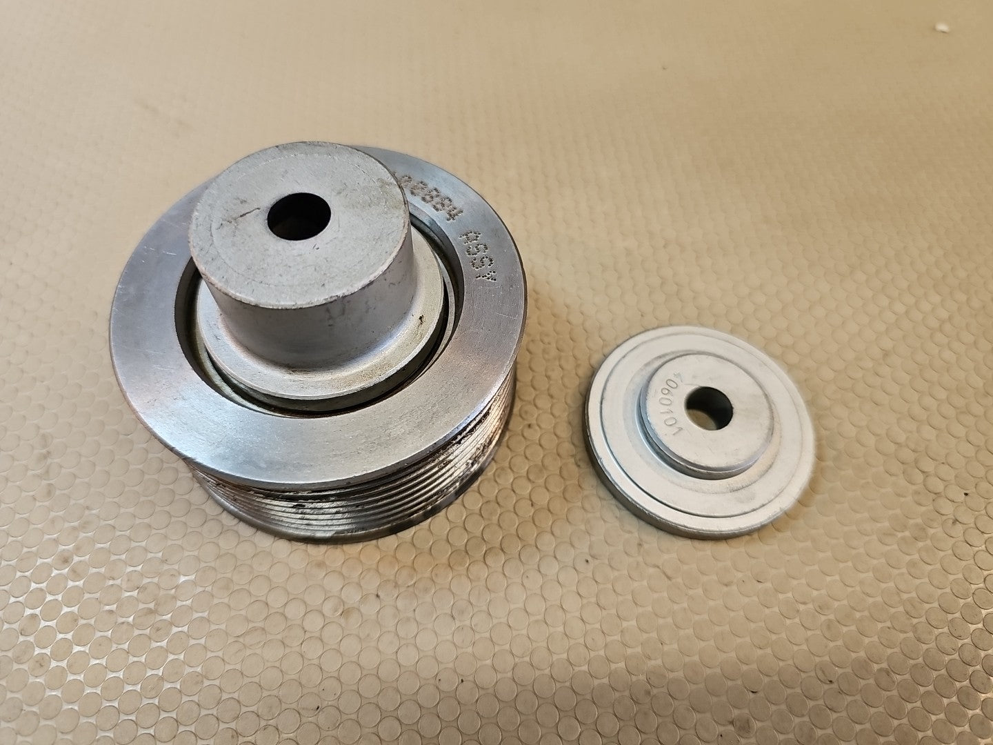 OEM! ISM / M11 / 6B 5.9 / ISB / QSB Idler Pulley Cummins # 3400884 Ref.# 3400883
