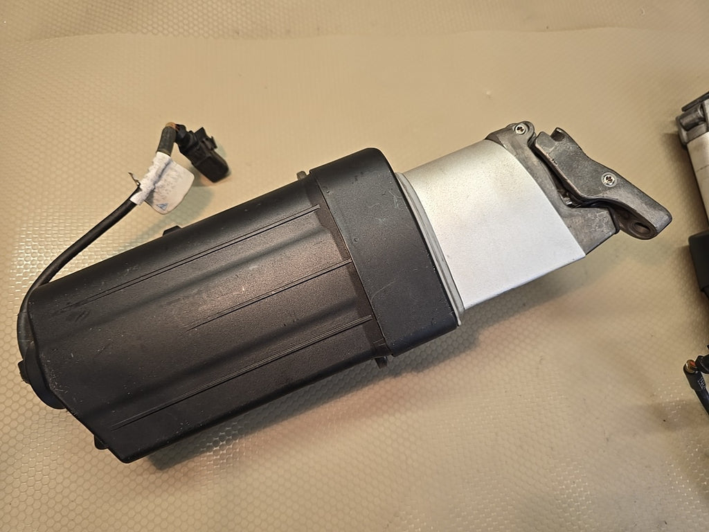 PORSCHE 991 TURBO S REAR WING SPOILER MOTOR DRIVE SET OEM 991504043
