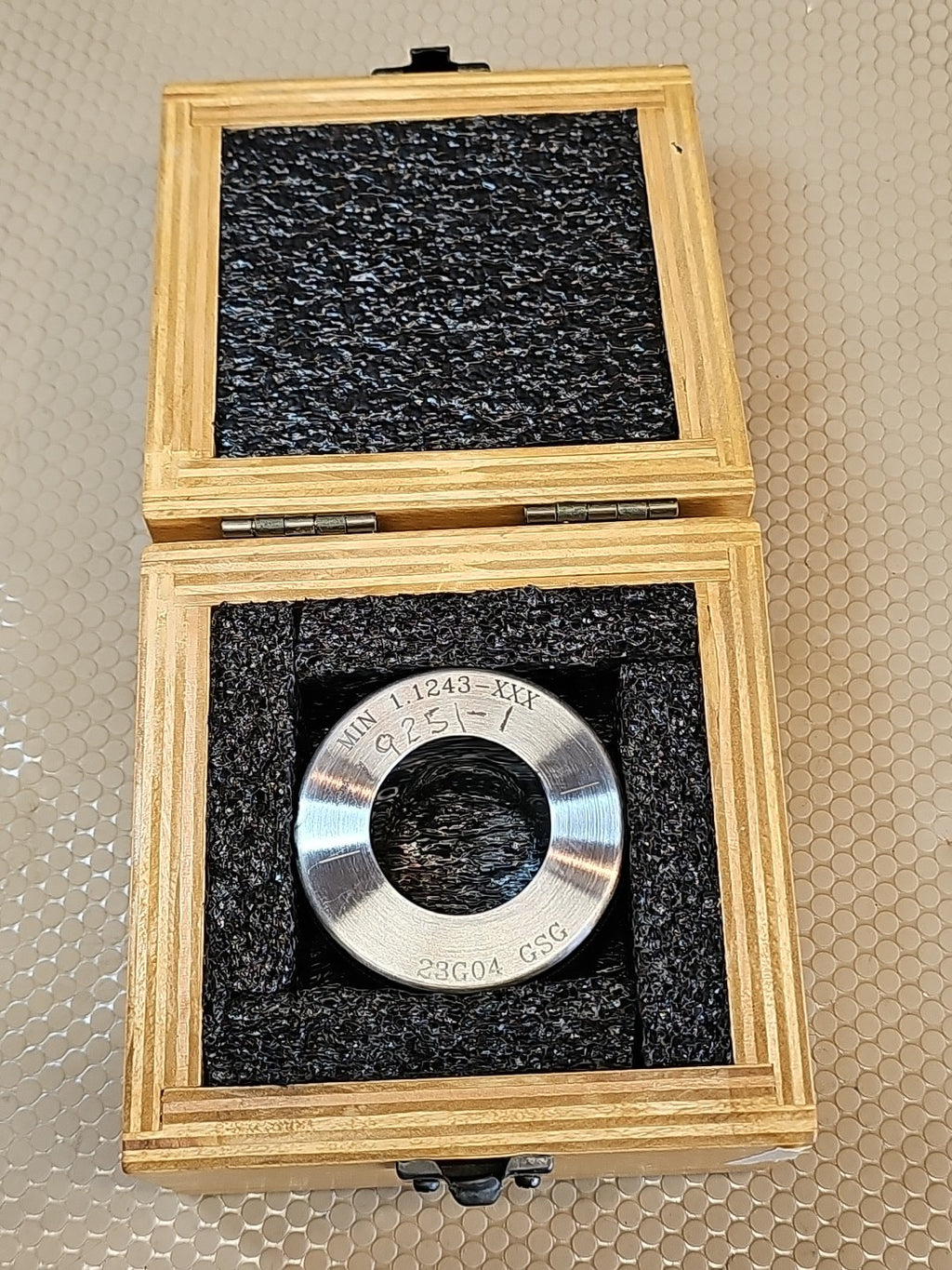 MIN 1.1243-XXX SMOOTH PLAIN BORE RING GAGE 23G04 GSG