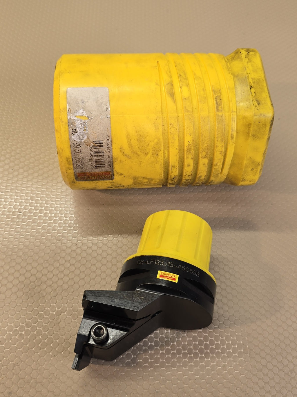 Sandvik Coromant C6-LF123J13-45065B CoroCut 1-2 Cutting Unit Parting Grooving C6