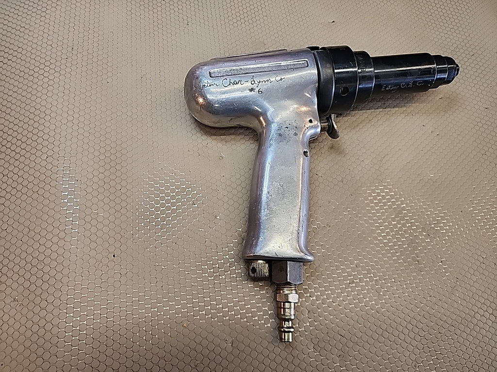 CHICAGO PNEUMATIC PISTOL GRIP SCREW/NUT DRIVER SIZE 3017 S 160/A255028