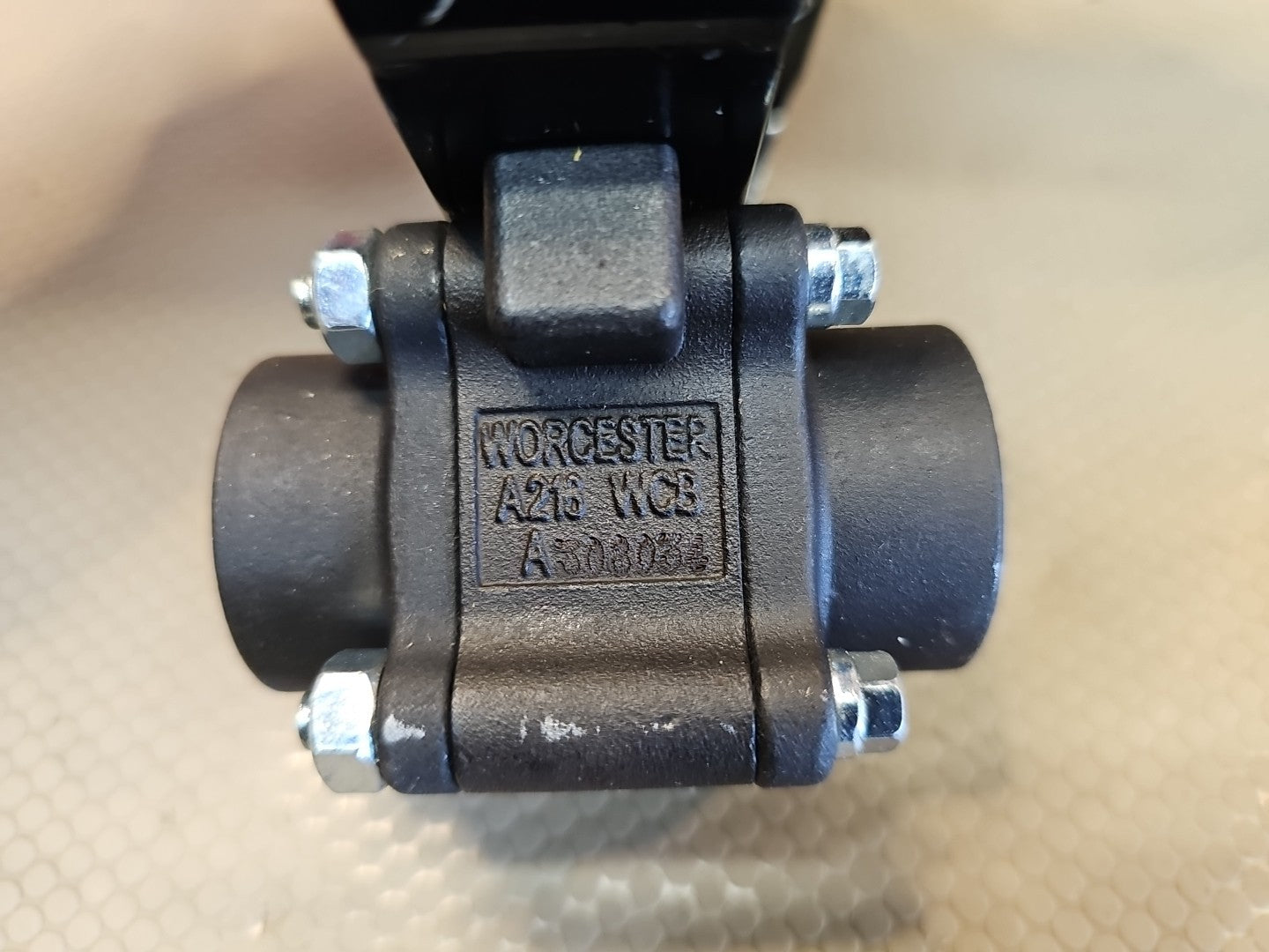 FLOWSERVE ACTUATOR A446YBSE W SERIES 34 PNEUMATIC VALVE ACTUATOR 