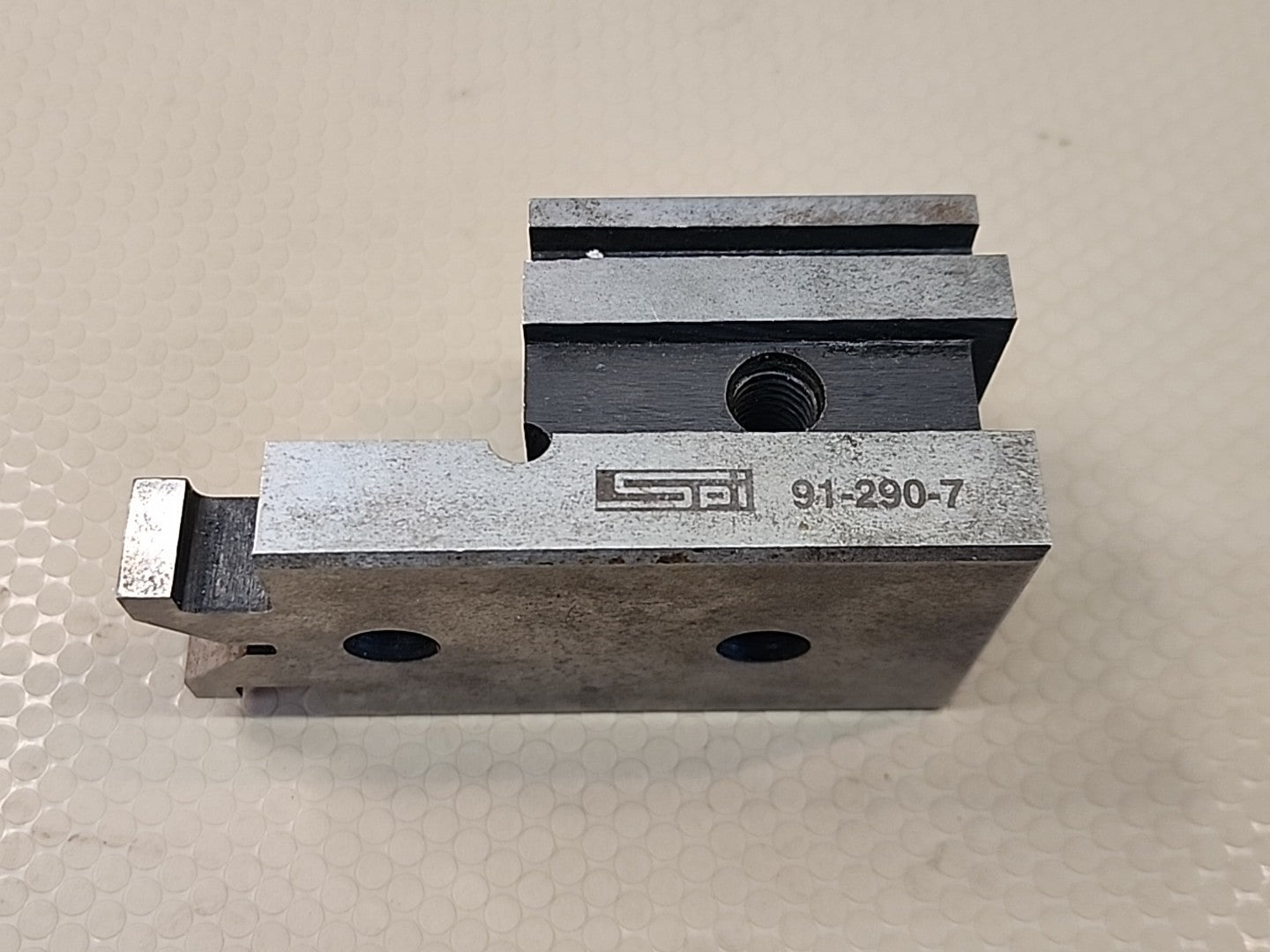 SPI 91-290-7  FISHTAIL V-BLOCK
