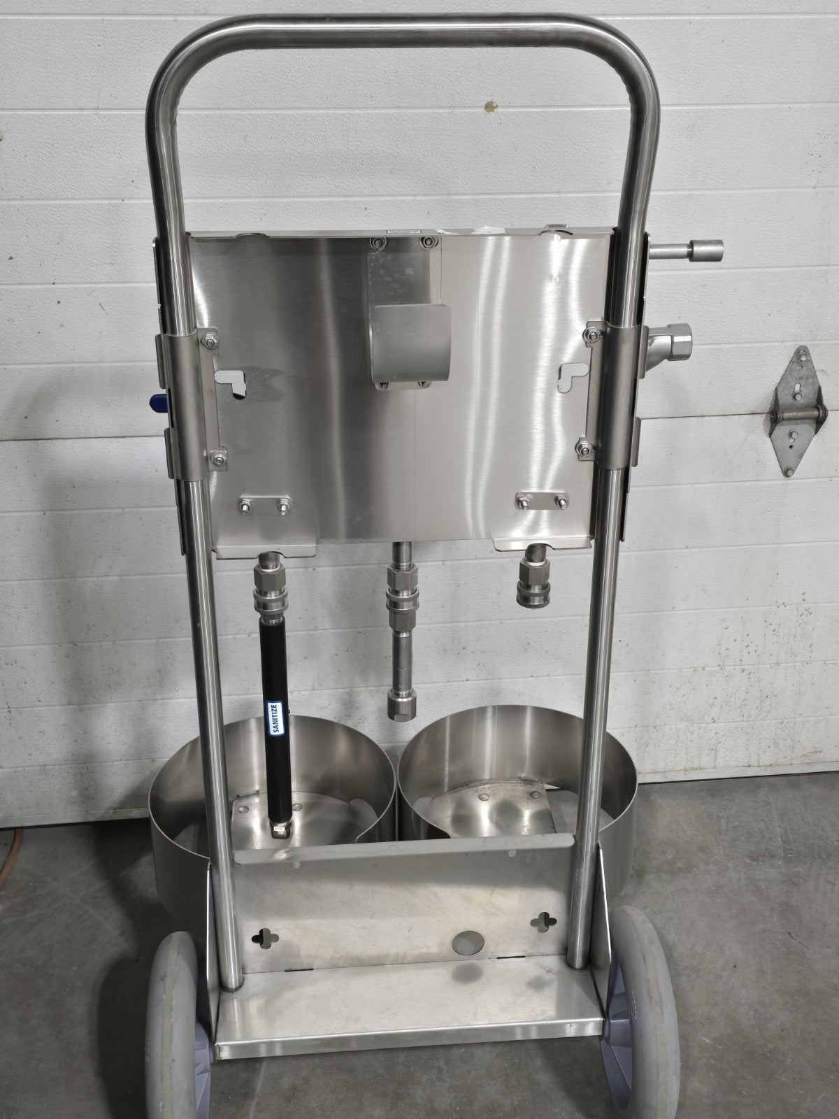 Lafferty Portable 517 Sanitize/Rinse/LC Foam Hose Drop Station 915828 Cart