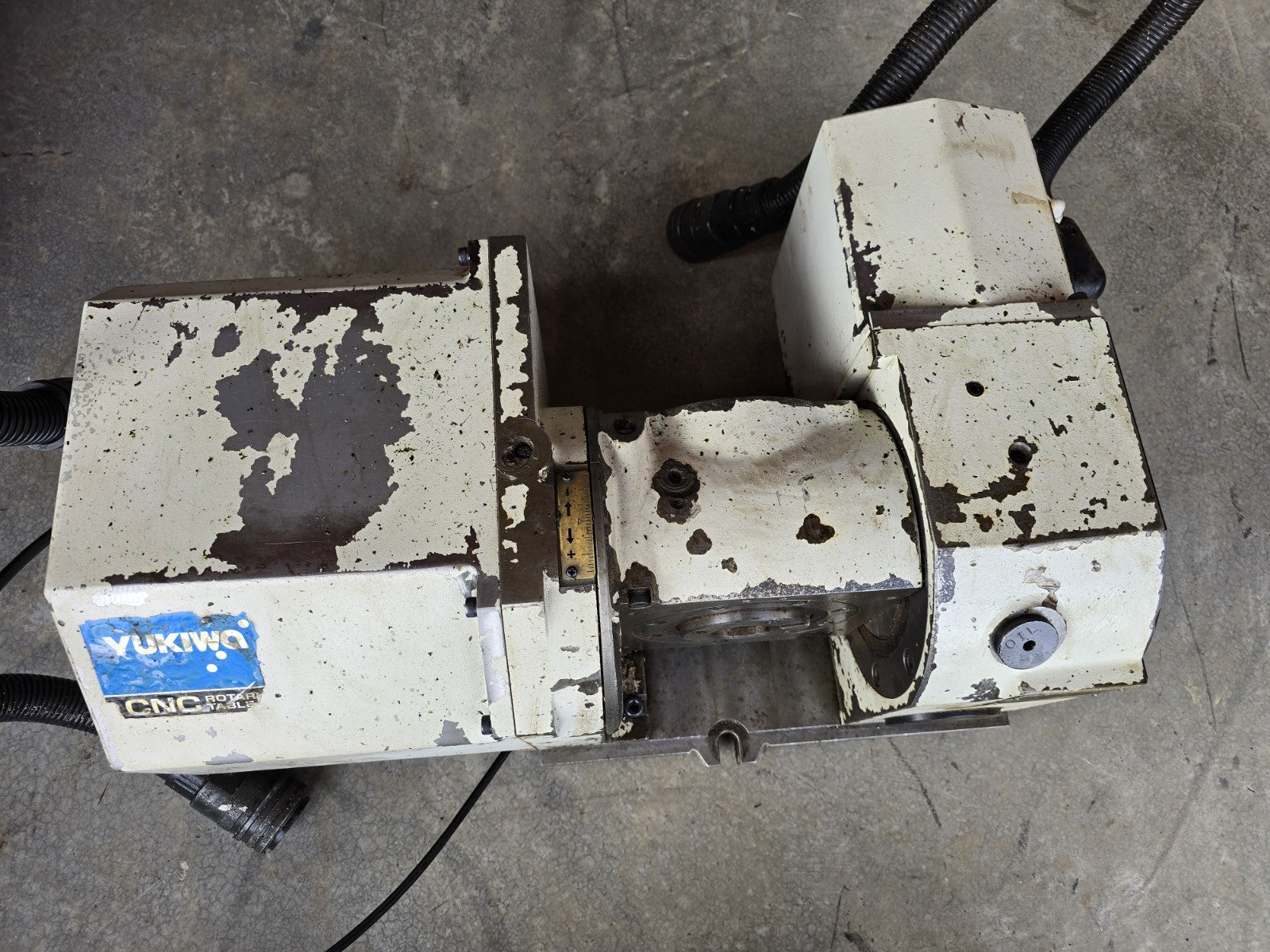 Yukiwa TNT 130L 5th Axis Rotary Tilting Table For Lathe