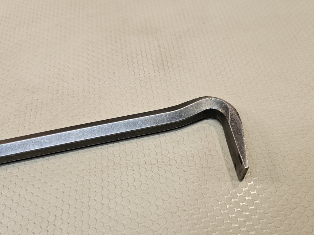 Blue-Point Close Quarter Prybar 7031A, 16 Inches ByCrow Bar Line Up