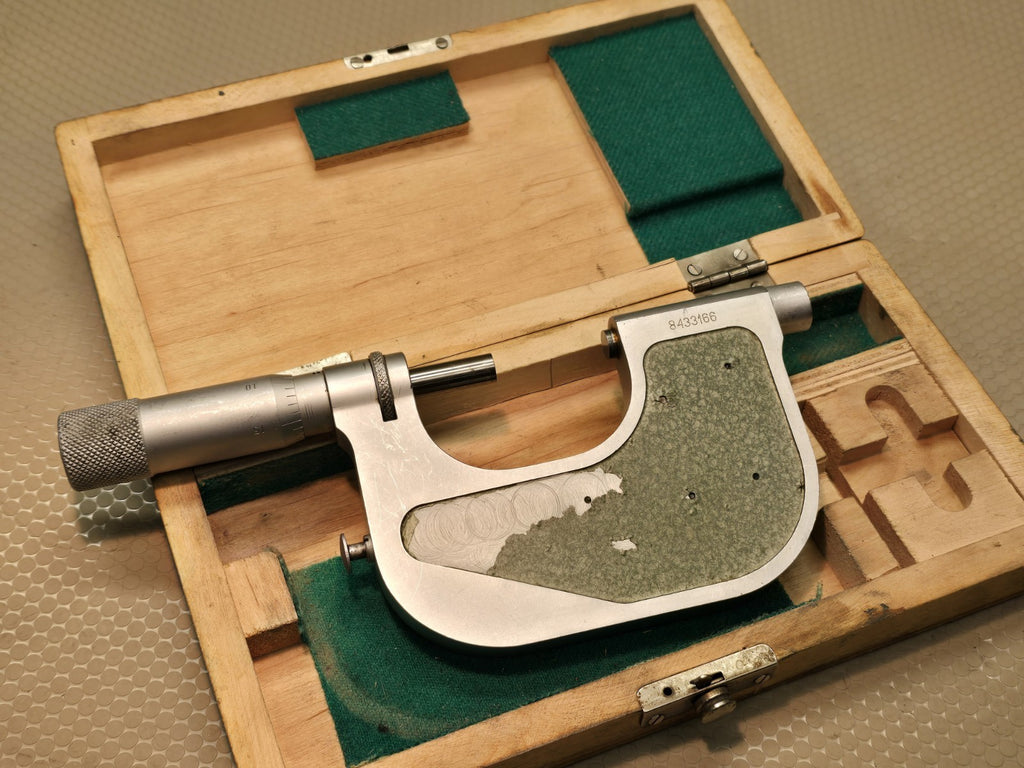 VIS Poland 1-2” Indicating Micrometer .0001” In Wood Box NICE