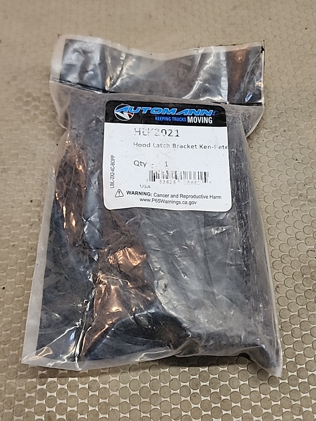 Kenworth Hood Latch Bracket HLK2021 Automann