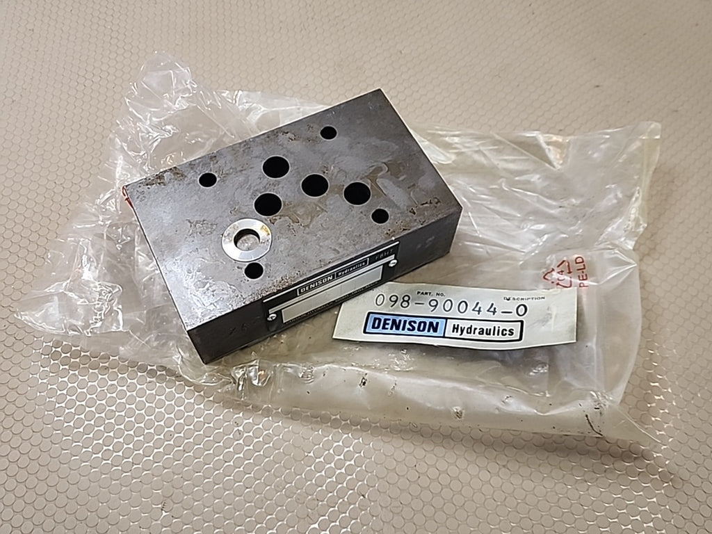 Denison Hydraulics Hydraulic Flow Control Valve ZRV-T-02 098-900440 Check Valve