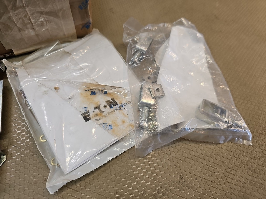 EATON 6648C23G11 F Breaker Mech WITH Hardware