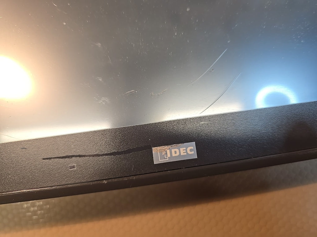 Idec HG4G-CJT22MF-B Touchscreen Operator Interface 24Vdc 27W Class2 (8.5.5)