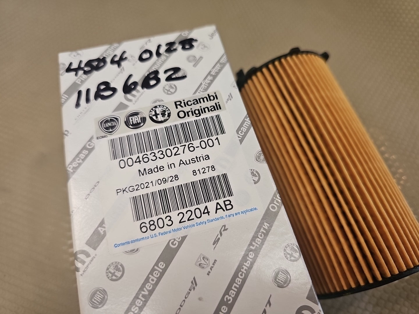 New Genuine Mopar Element Oil Filter And Oring OE 68032204AB