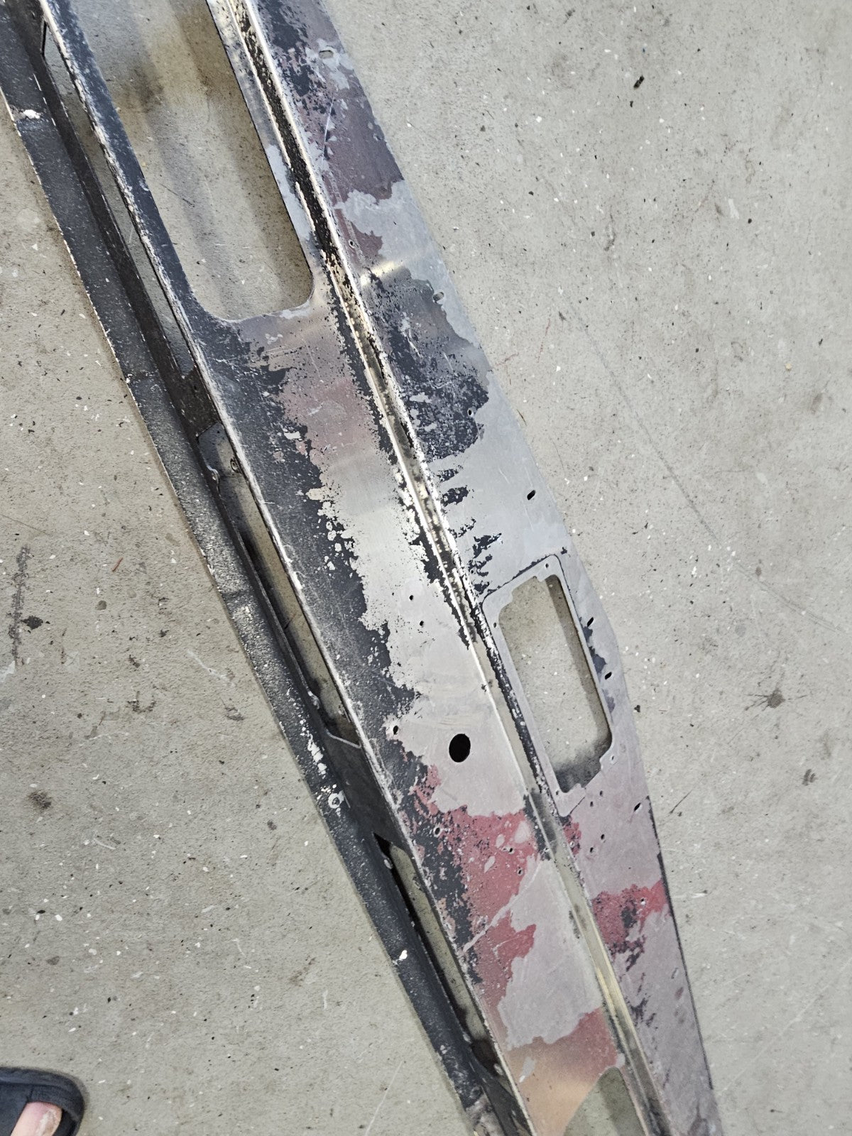 Kenworth W900 Upper Interior Cab Bracket PN: K105-229 Oem Paccar 