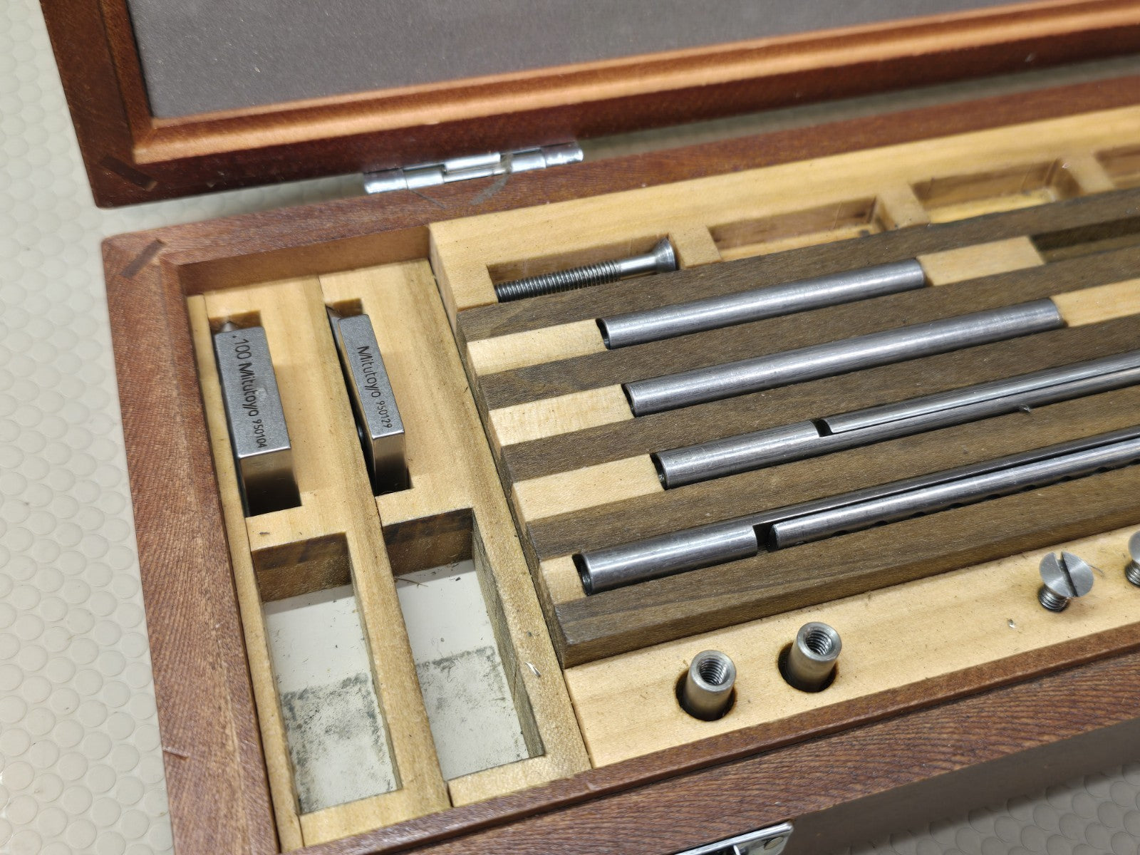 Mitutoyo 516-612 ACCESSORY SET (IN) FOR SQUARE GA Incomplete