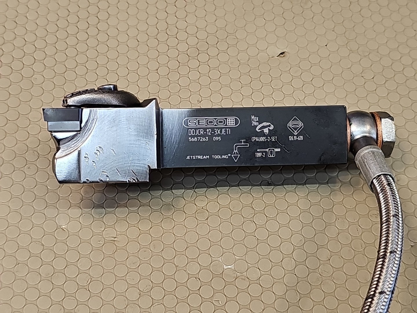 SECO Indexable Turning Toolholder: DDJCR-12-3XJETI Coolant