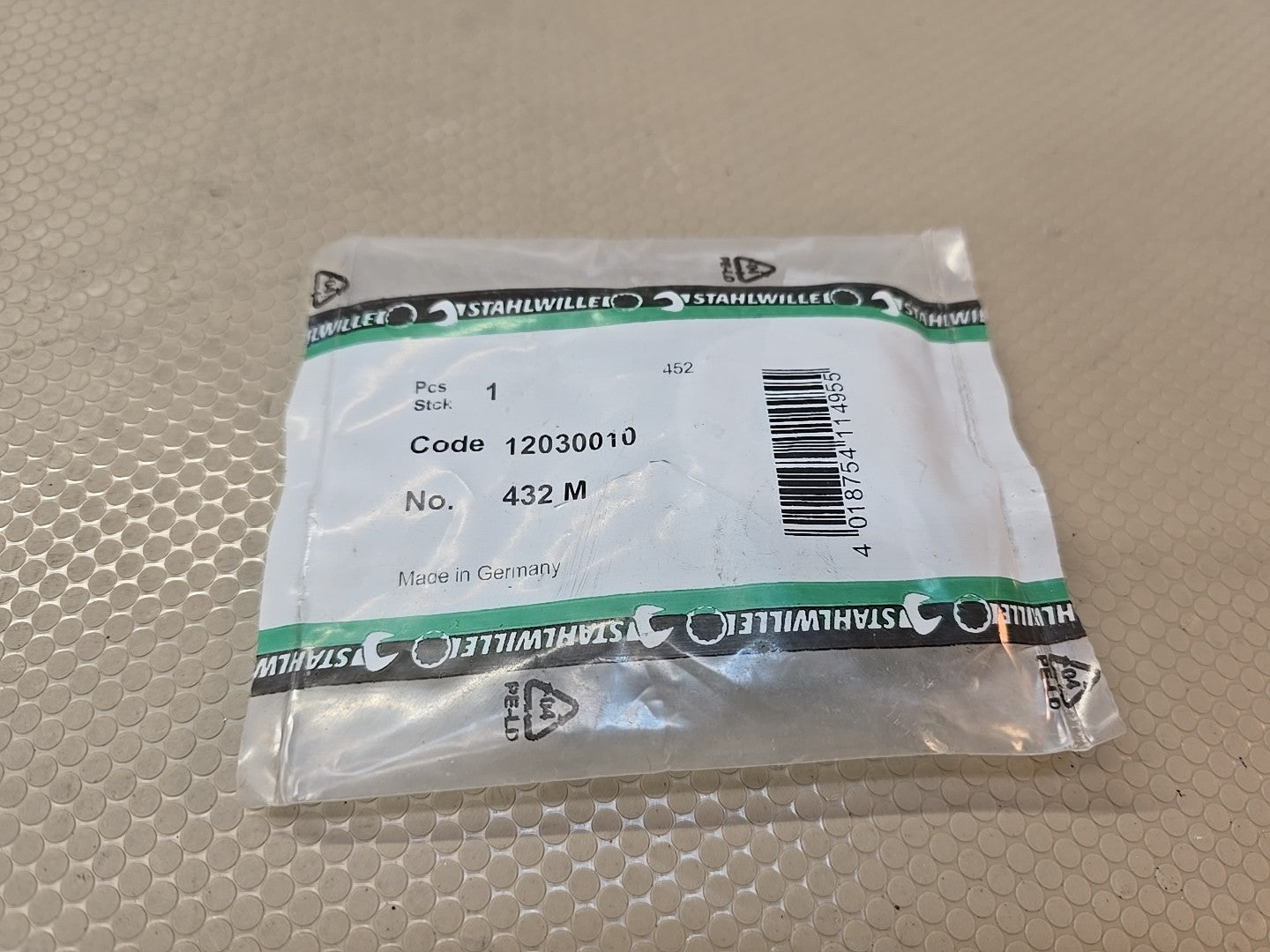 Stahlwille 12030010 432M Adaptor, 3/8" Socket, 1/2" Plug Germany NEW
