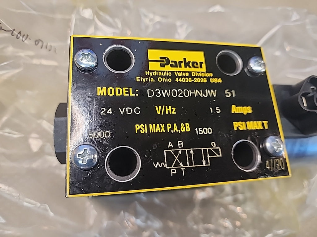 NEW Parker Hydraulic solenoid valve D3W020HNJW51