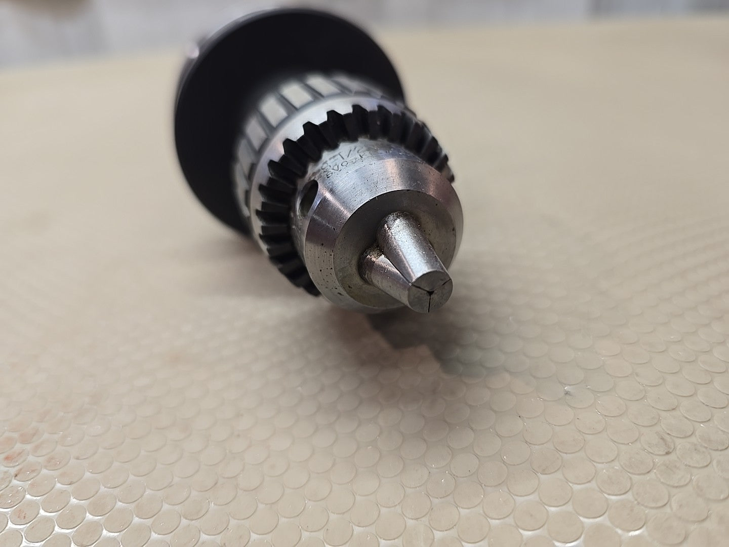 Jacobs Ball Bearing Super Chuck 0"-1/4" 5/8" Jacobs Arbor 8-12/N 2SJT BT40 Hold