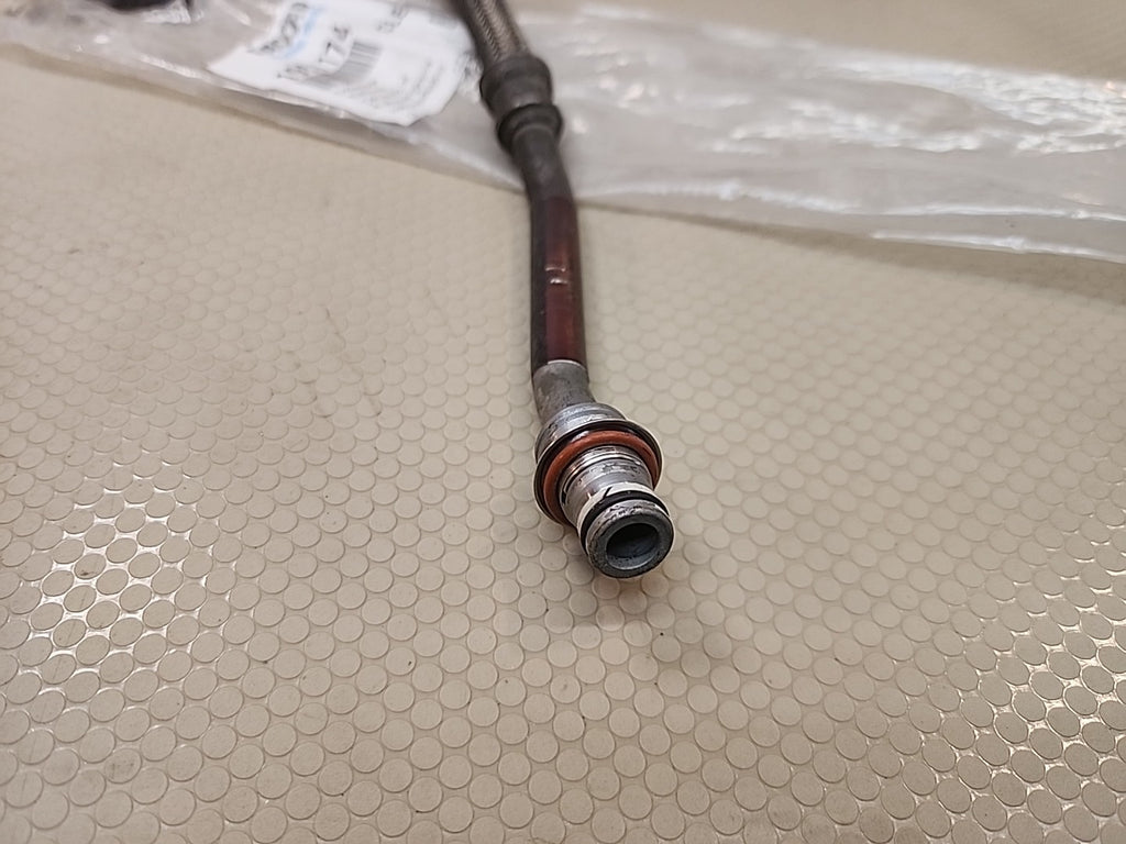 PACCAR 1951174 - Coolant Return Pipe