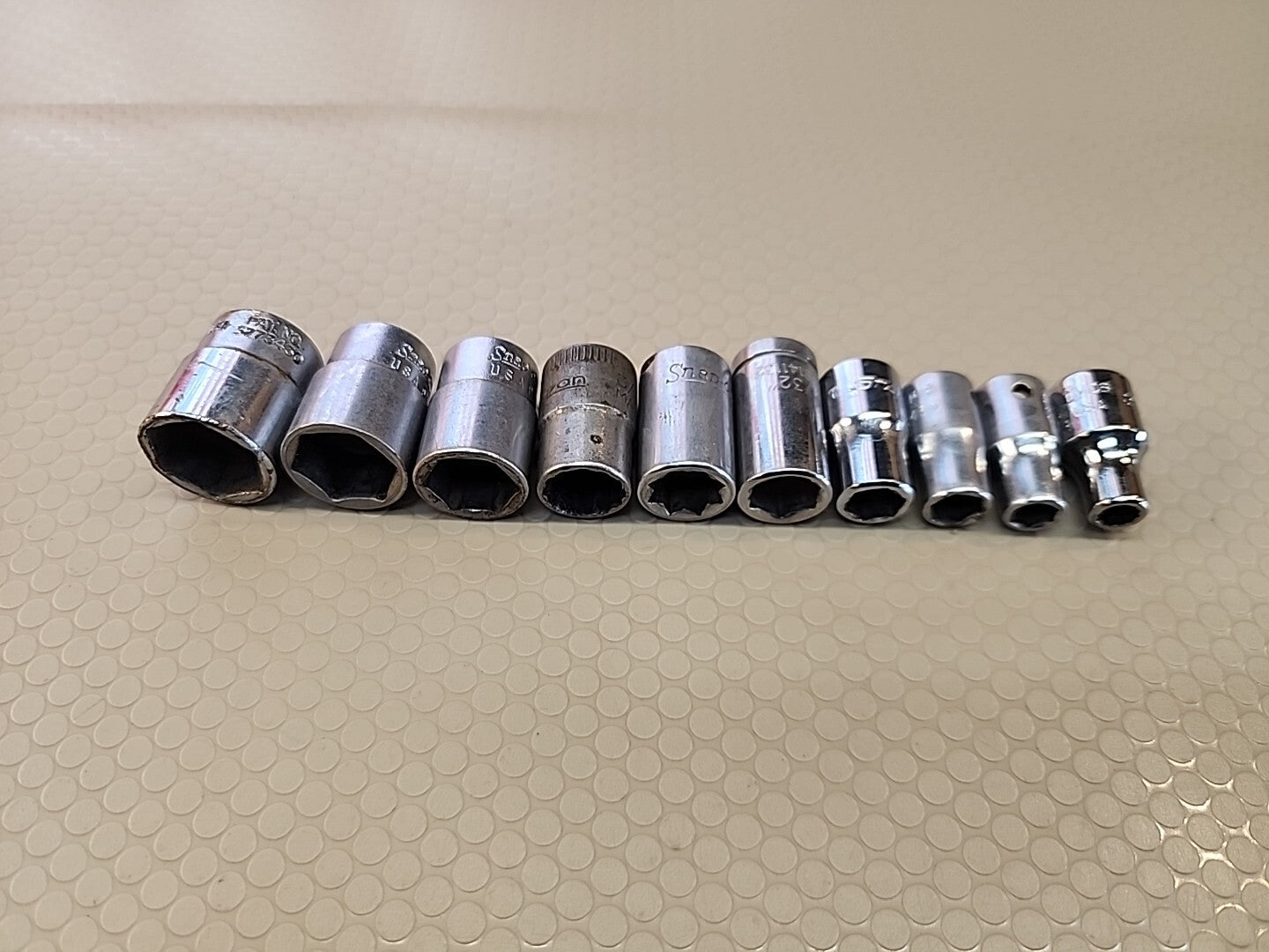 Snap On 1/4" Drive 10 Pc SAE Shallow 6/mixed Point Chrome Socket Set 