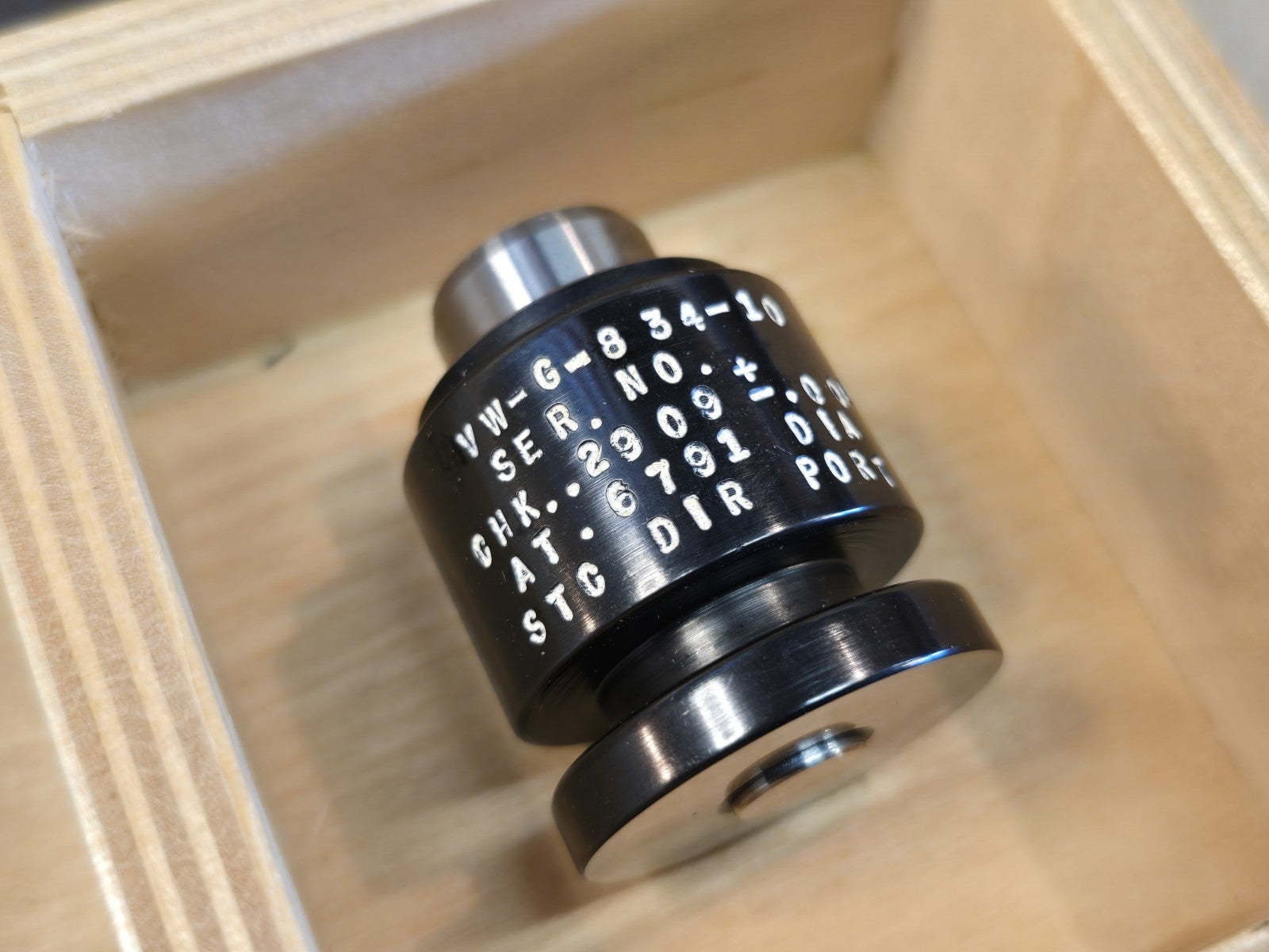 Educated FLUSH PIN GAGE For Dow Gage or Tacomp Stub Set In Wooden Box