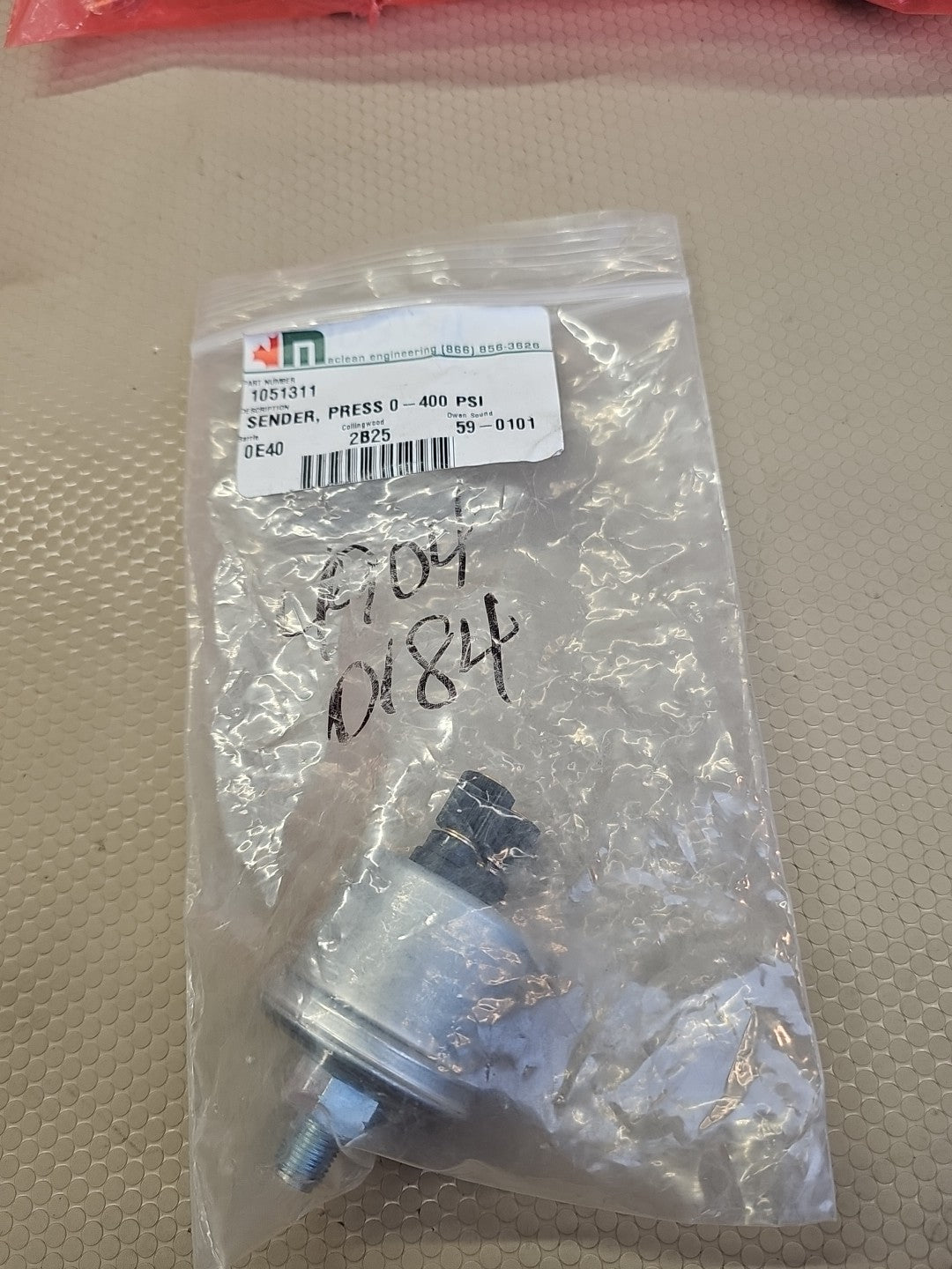 VDO Pressure Sender 321 38/8 0-28 bar Floating Ground 
