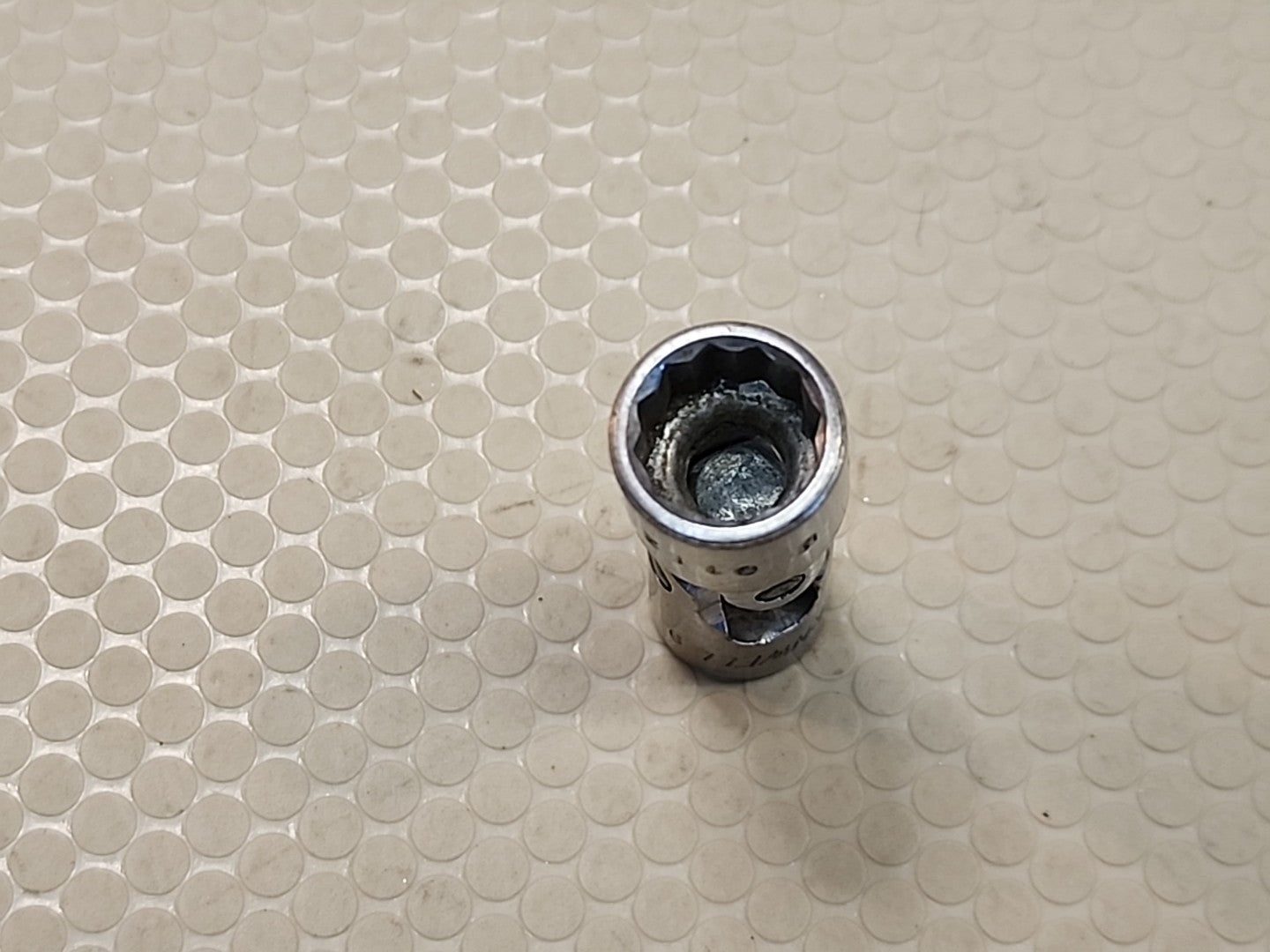 Cornwell USA 1/4" Drive 12PT 3/8 Universal Swivel Socket U-0112 