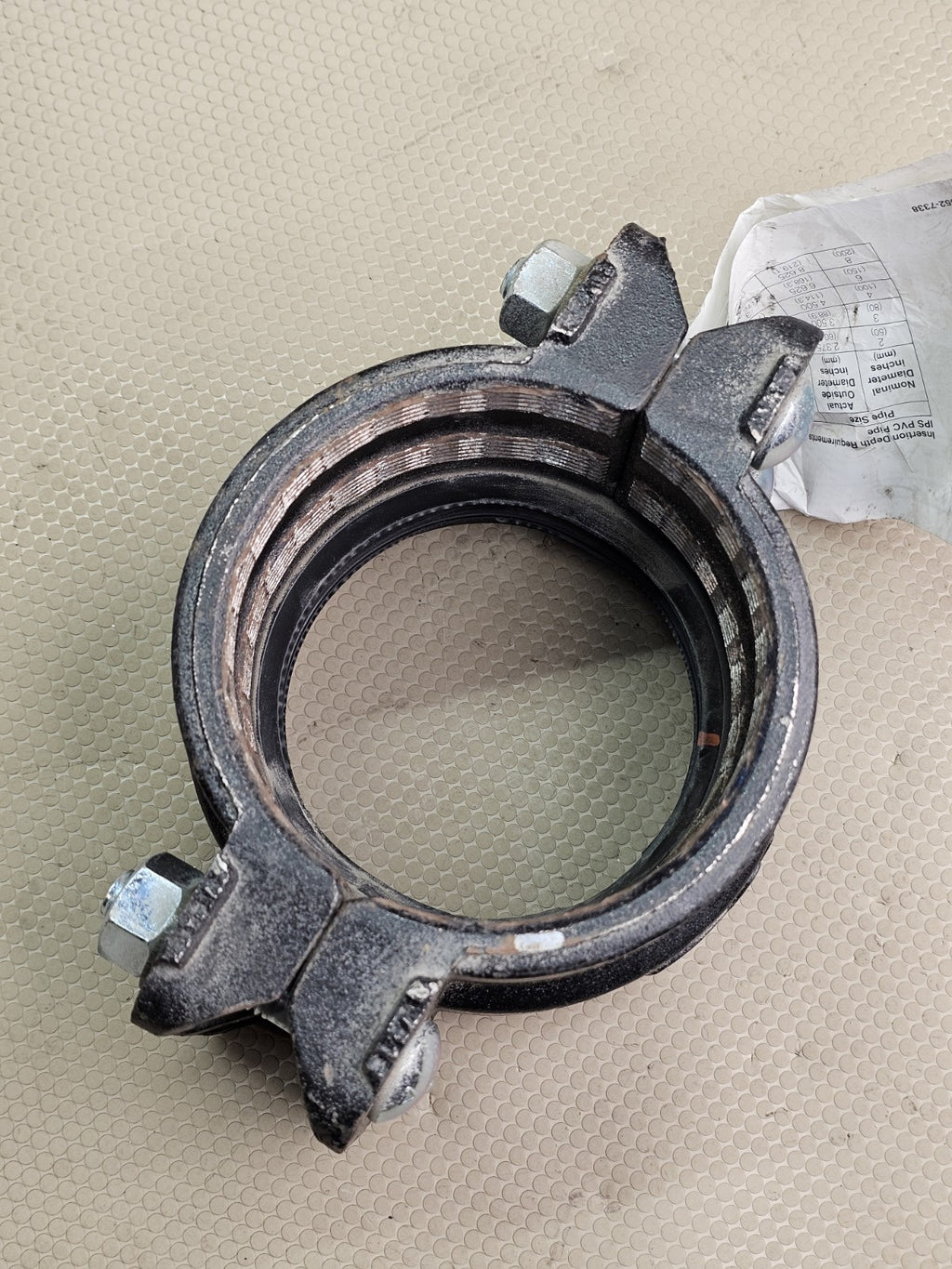 Victaulic Aquamine 4" Series 2972 Plain End PVC Pipe Coupling