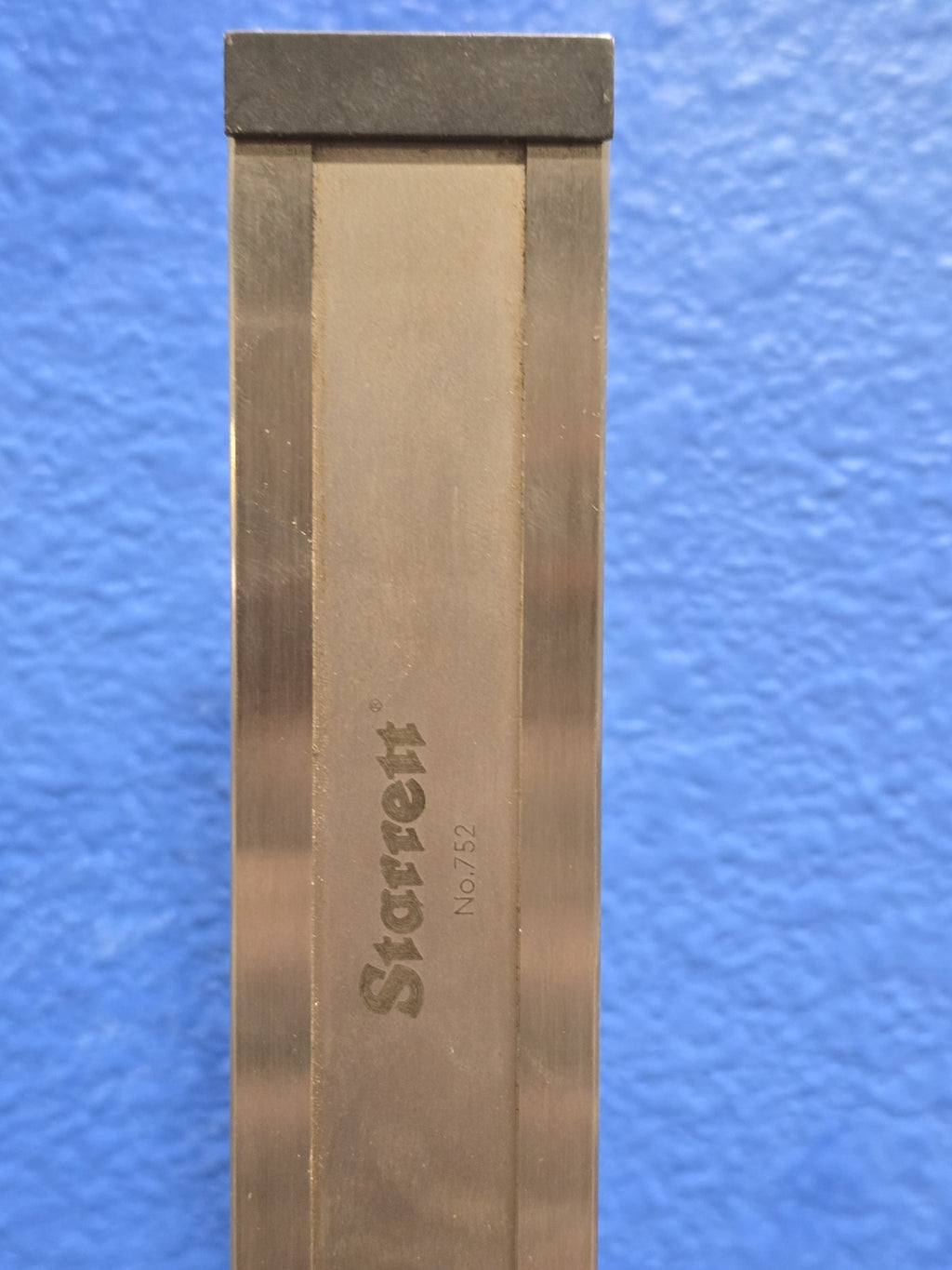 Starrett  Model No. 752-12/300  Electronic Height Gauge 12"/ 300mm
