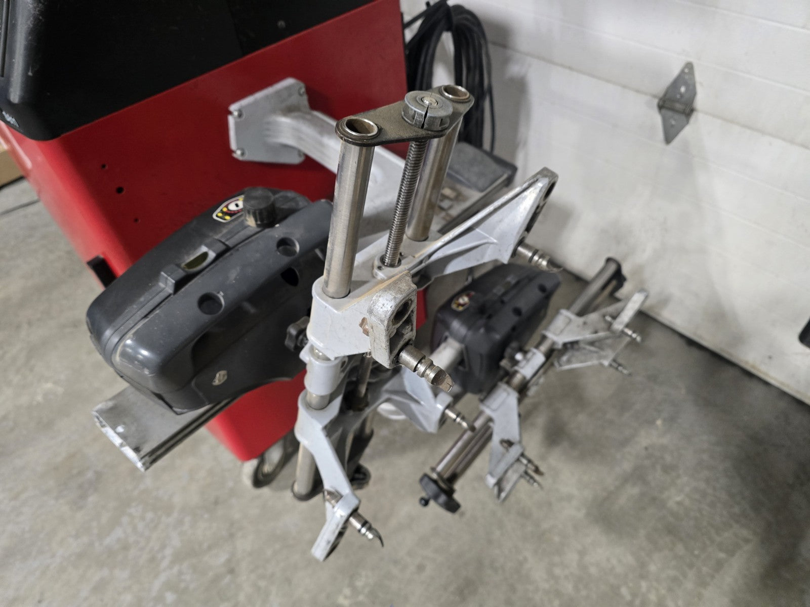 Hunter S811 Computerized Wheel Alignment System with Monitor, and PC, FULL SET