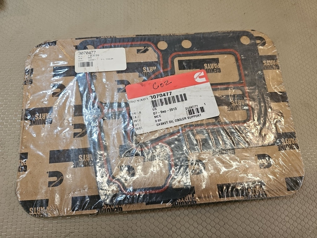 NEW Cummins OEM Oil Cooler Support Gasket - 3070477